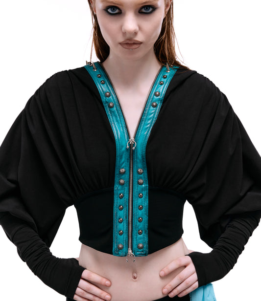 SPIKE ARCH CROPPED HOODIE_BLACK